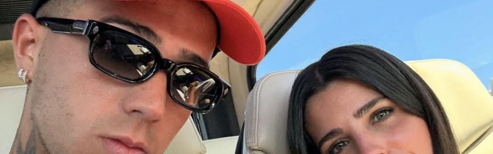 享受假期，恩佐与家人一同来到了希腊度假